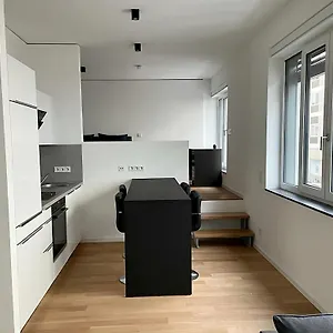  Appartamento Modern In The Center Of Germania